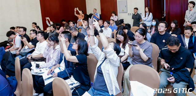 低空经济创新技术与发展论坛盛大举办，解锁低空空域智慧发展新图景！